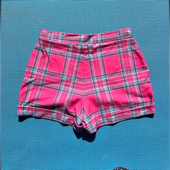 Black Milk Tartan Doll Cuffed Shorts **Totally Barbie** size Medium - Picture 3 of 7